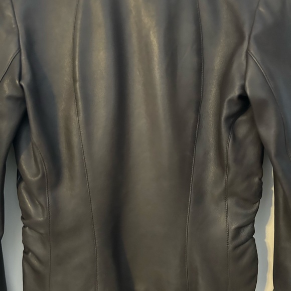 Brown Fine Leather Jacket - Picture 6 of 9